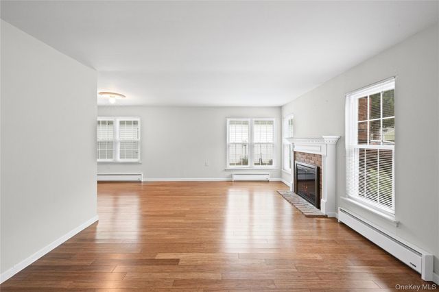 220 Belfast Lane, Ridge, NY 11961