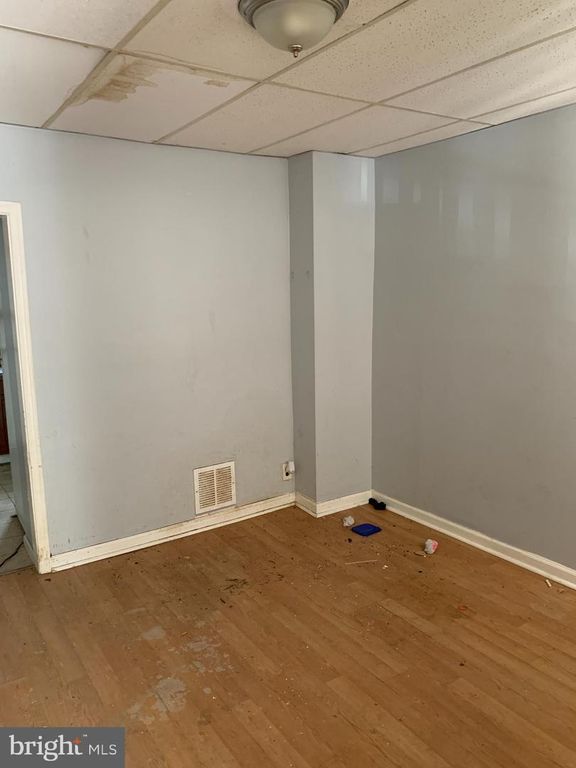 Image 5 of property listing at 1910 WILHELM ST, Baltimore, MD 21223