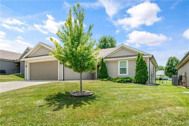 116 N Sivley Street, Peculiar, MO 64078