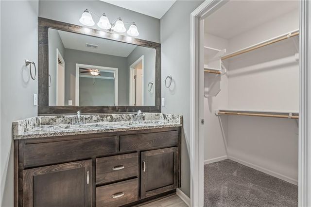 116 N Sivley Street, Peculiar, MO 64078