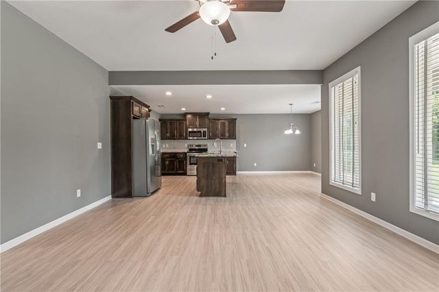 116 N Sivley Street, Peculiar, MO 64078