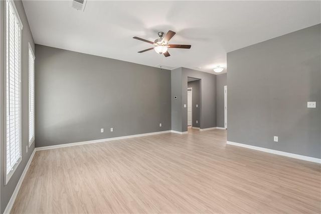 116 N Sivley Street, Peculiar, MO 64078