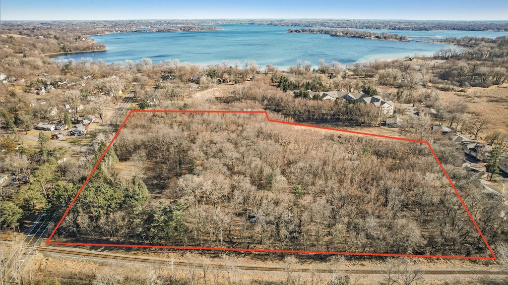 5285 Northwest Avenue, White Bear Lake, MN 55110 — photo 2