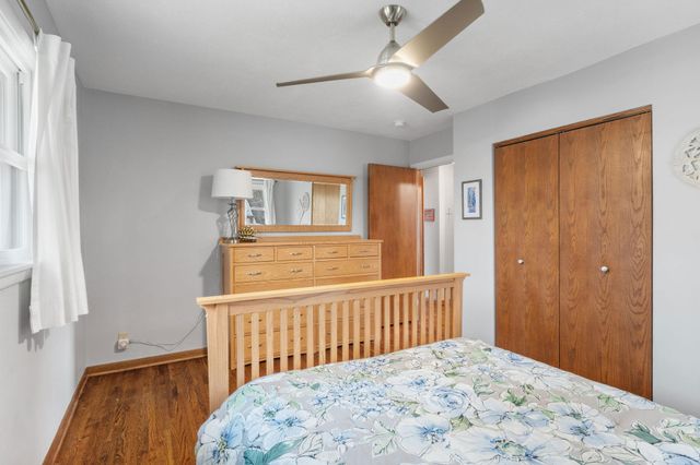 9227 W 22nd Lane, Saint Louis Park, MN 55426