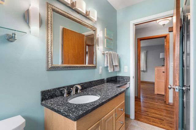 9227 W 22nd Lane, Saint Louis Park, MN 55426