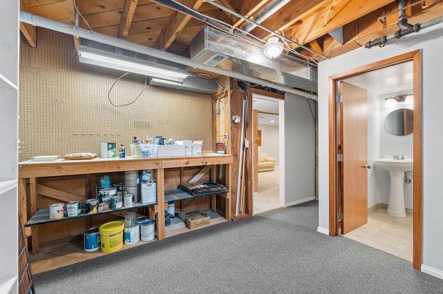 9227 W 22nd Lane, Saint Louis Park, MN 55426