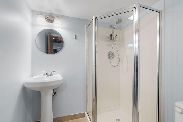 9227 W 22nd Lane, Saint Louis Park, MN 55426