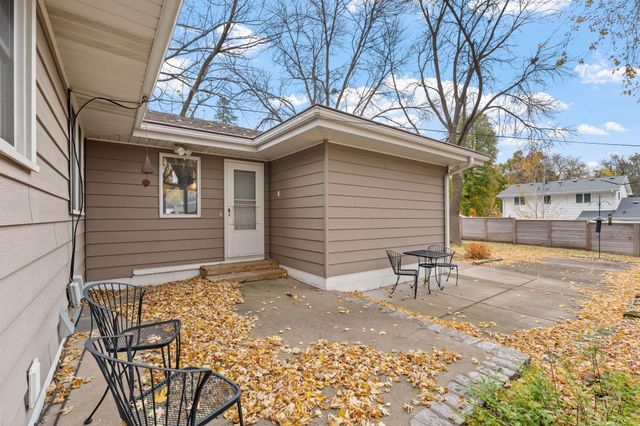 9227 W 22nd Lane, Saint Louis Park, MN 55426