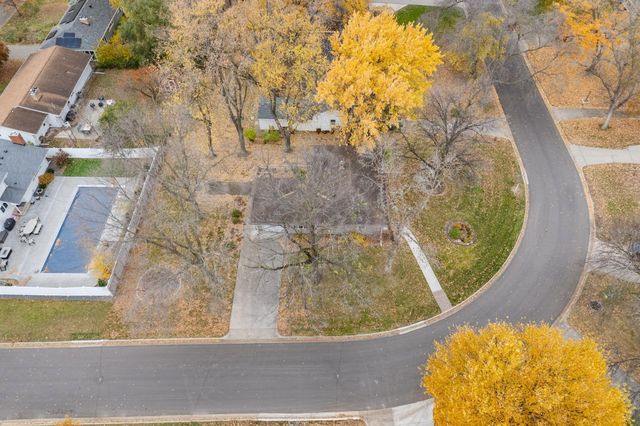 9227 W 22nd Lane, Saint Louis Park, MN 55426