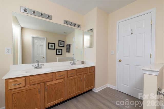 402 Abercairn Way, Waxhaw, NC 28173