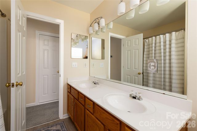 402 Abercairn Way, Waxhaw, NC 28173