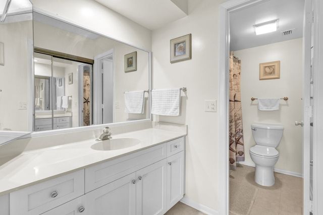 18 Plantation Drive 206, Vero Beach, FL 32966