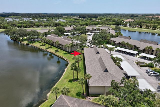 18 Plantation Drive 206, Vero Beach, FL 32966