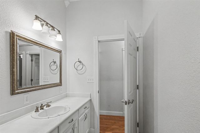1984 Sunflower Road, Paradise, TX 76073