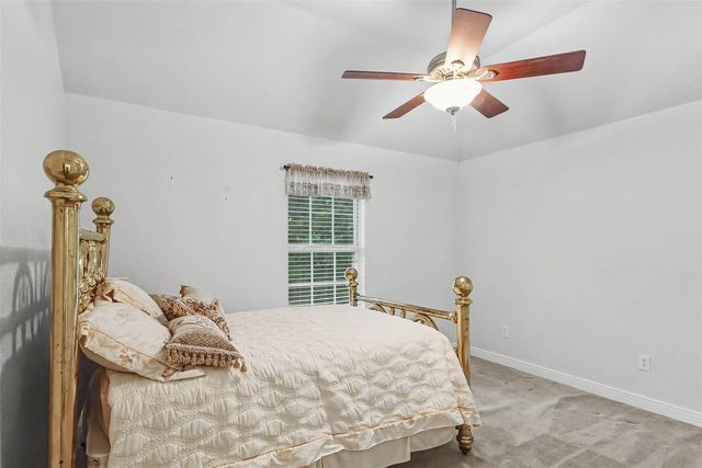 1984 Sunflower Road, Paradise, TX 76073