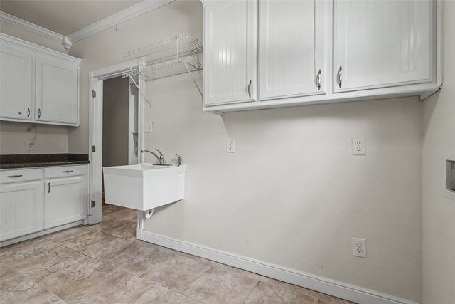 1984 Sunflower Road, Paradise, TX 76073