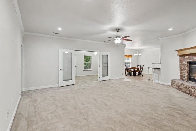 1984 Sunflower Road, Paradise, TX 76073