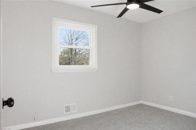 8209 Wedgewood DR, Norfolk, VA 23518