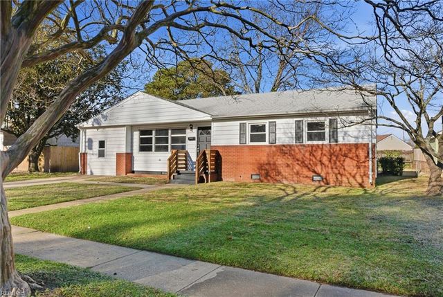 8209 Wedgewood DR, Norfolk, VA 23518