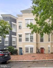 1528 34TH ST NW, Washington, DC 20007
