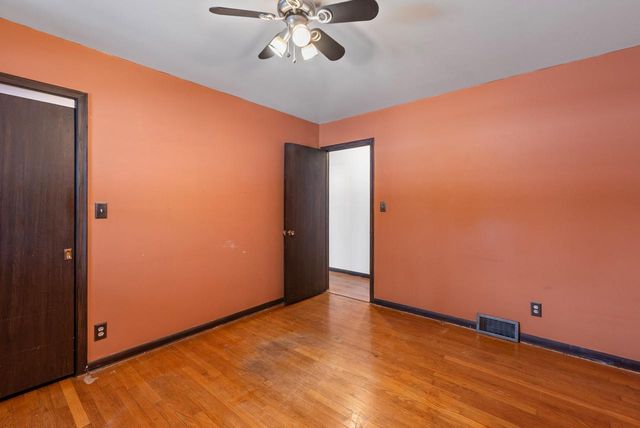 4620 N 135th STREET, Brookfield, WI 53005