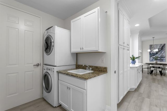 43 BAYVIEW COURT S A, St Petersburg, FL 33711