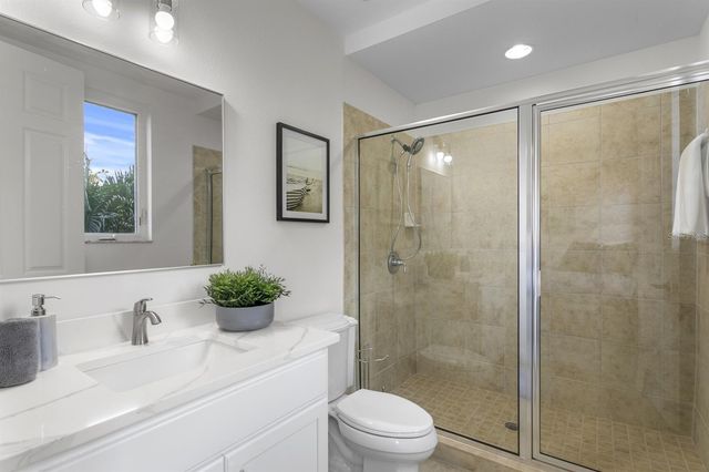 43 BAYVIEW COURT S A, St Petersburg, FL 33711