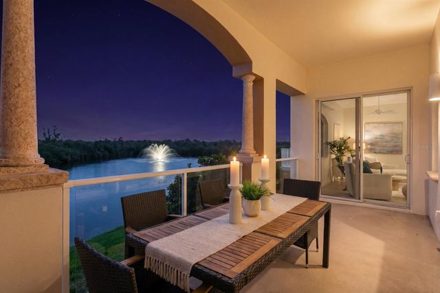 43 BAYVIEW COURT S A, St Petersburg, FL 33711