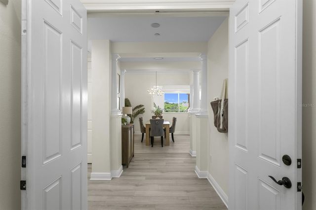43 BAYVIEW COURT S A, St Petersburg, FL 33711