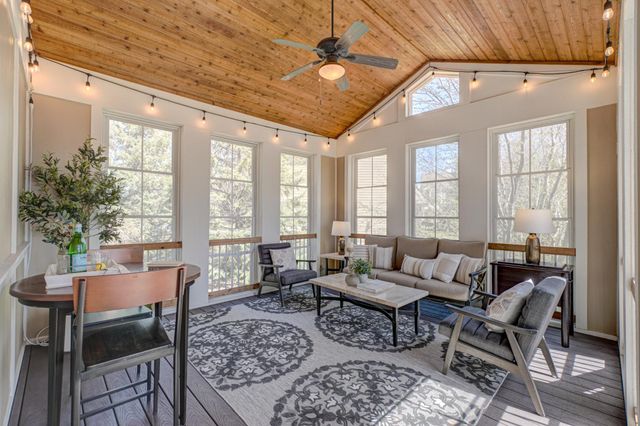 587 Lake Ridge Drive, Shoreview, MN 55126