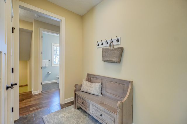 587 Lake Ridge Drive, Shoreview, MN 55126