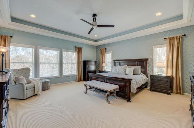 587 Lake Ridge Drive, Shoreview, MN 55126