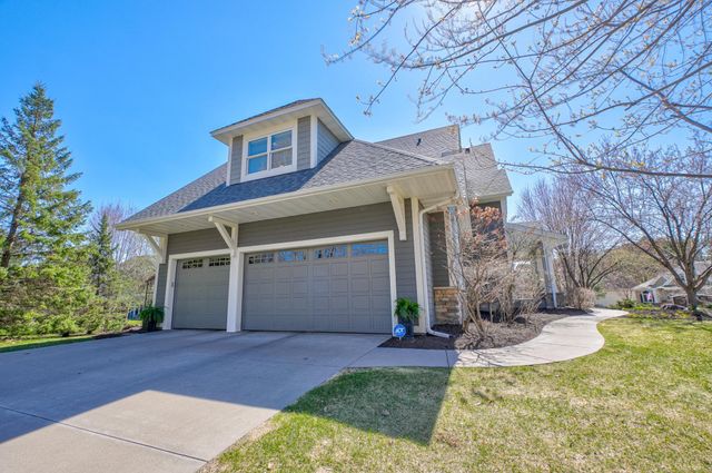 587 Lake Ridge Drive, Shoreview, MN 55126