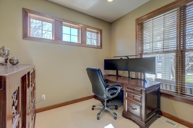 587 Lake Ridge Drive, Shoreview, MN 55126