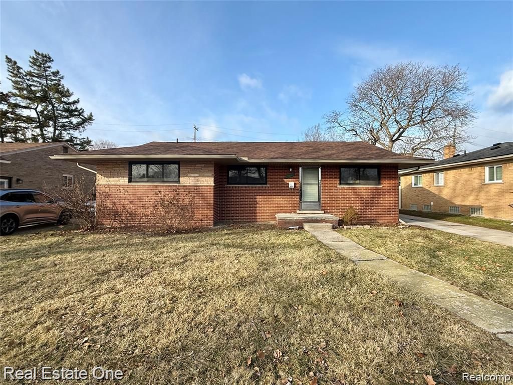 6845 Plainfield Street, Dearborn Heights, MI 48127