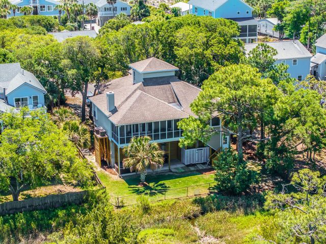 406 W Cooper Avenue, Folly Beach, SC 29439