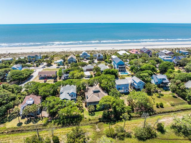 406 W Cooper Avenue, Folly Beach, SC 29439
