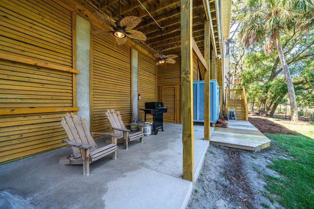 406 W Cooper Avenue, Folly Beach, SC 29439
