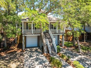 406 W Cooper Avenue, Folly Beach, SC 29439