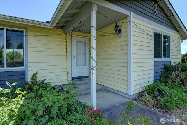 2320 183rd Street Ct E, Tacoma, WA 98445