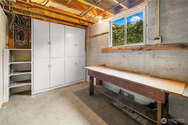 4311 Greenwood Avenue N, Seattle, WA 98103