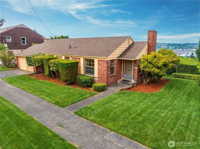 4311 Greenwood Avenue N, Seattle, WA 98103