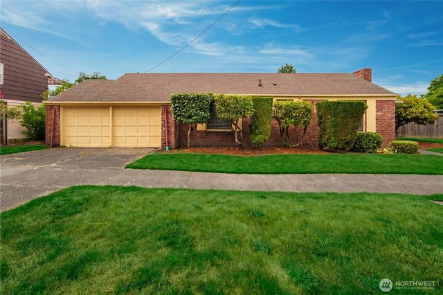 4311 Greenwood Avenue N, Seattle, WA 98103