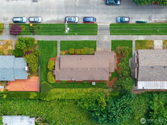 4311 Greenwood Avenue N, Seattle, WA 98103