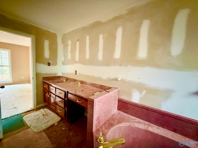 221 Freeman Drive, Altoona, AL 35952