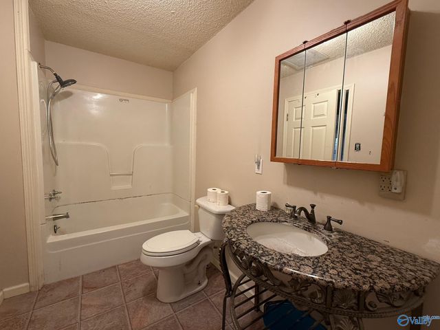 221 Freeman Drive, Altoona, AL 35952