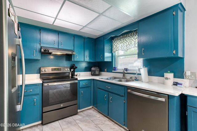 57 Laurel Oaks Circle, Ormond Beach, FL 32174