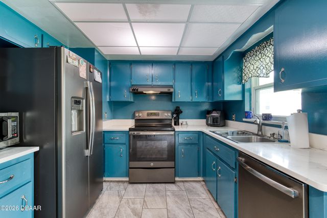 57 Laurel Oaks Circle, Ormond Beach, FL 32174