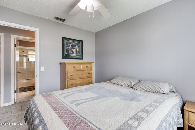 57 Laurel Oaks Circle, Ormond Beach, FL 32174