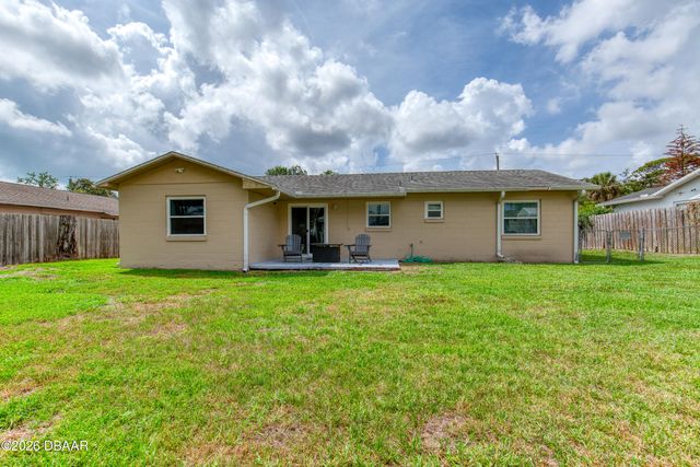 57 Laurel Oaks Circle, Ormond Beach, FL 32174